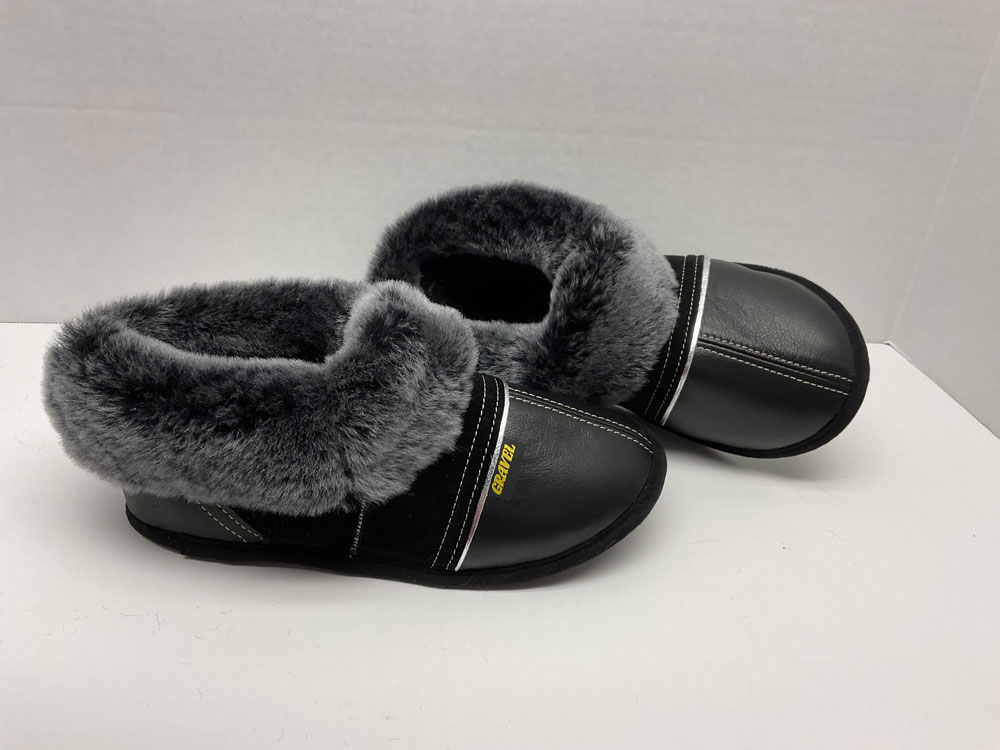 Pantoufles Cuir/Suède noir pour femme / doublure fourrure de mouton bris